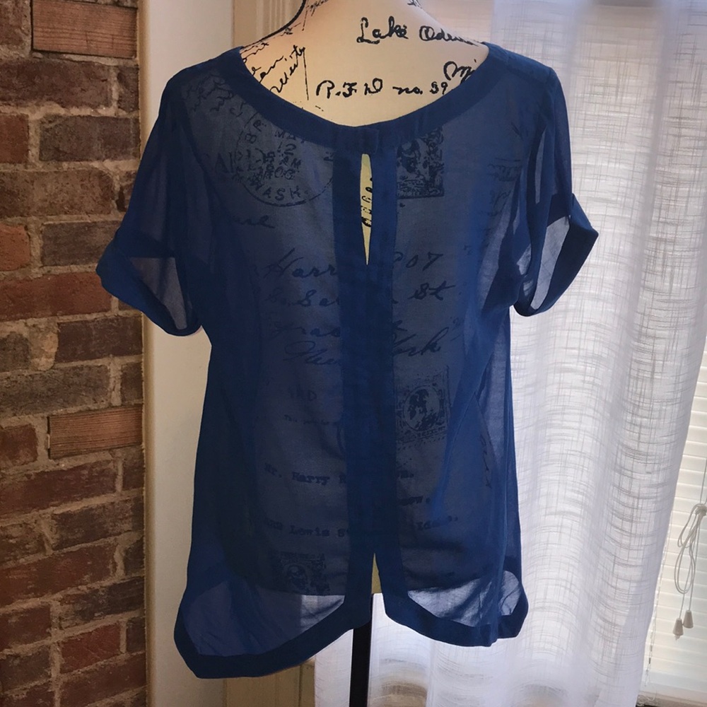 Boutique top - Picture 3 of 6